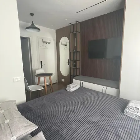Apartahotel Downtown Tirana