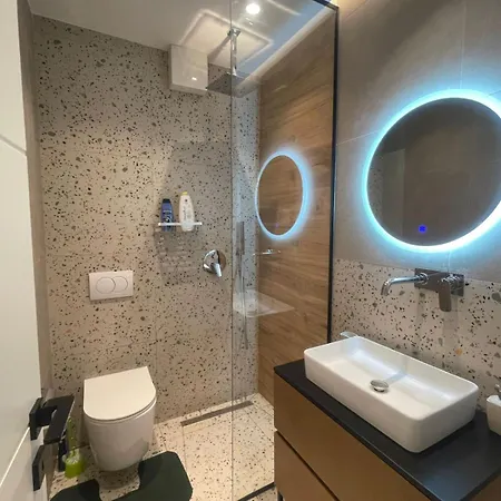 Downtown Apartahotel Tirana